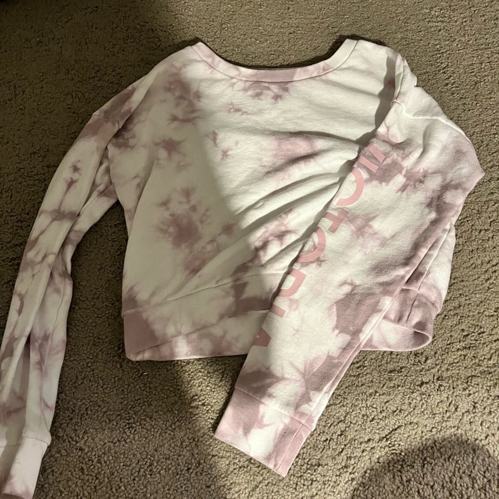 crop sweatshirt
